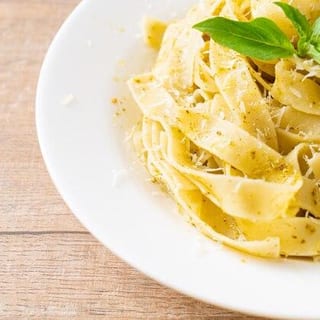Fettuccine Chicken Pesto