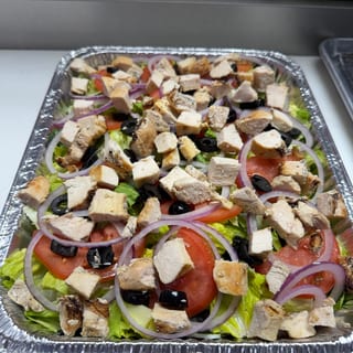 Half Tray Grilled Chicken Salad